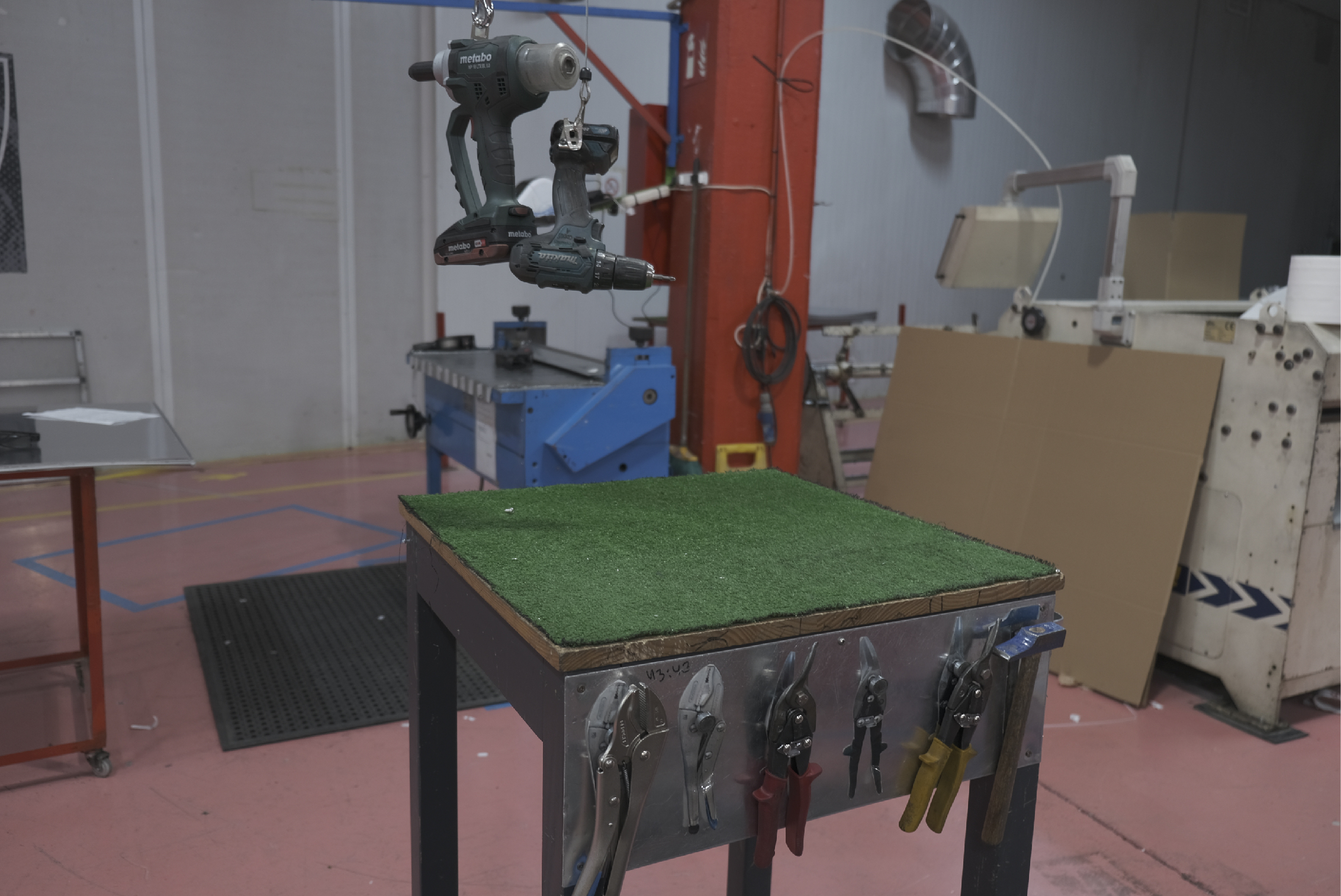 MACHINERY MACHINERY
